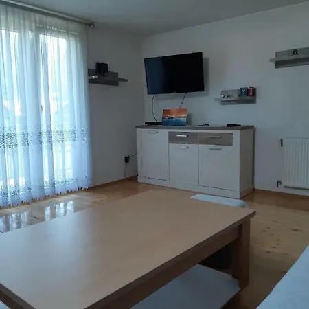 Nature Apartment Gunjani
